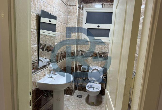 8344001 - Property Image 2