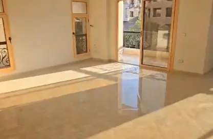 شقة - 3 غرف نوم - 2 حمامات للايجار في شارع الشيماء - المنطقة و - حى جنوب الاكايمية - مدينة القاهرة الجديدة - القاهرة