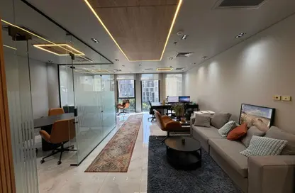 مساحات مكتبية - استوديو - 2 حمامات للايجار في ايستاون - كمبوندات التجمع الخامس - التجمع الخامس - مدينة القاهرة الجديدة - القاهرة
