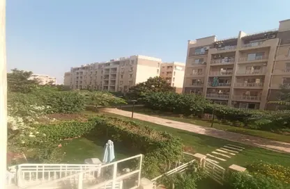 Apartment - 2 Bedrooms - 2 Bathrooms for sale in Madinaty - Cairo