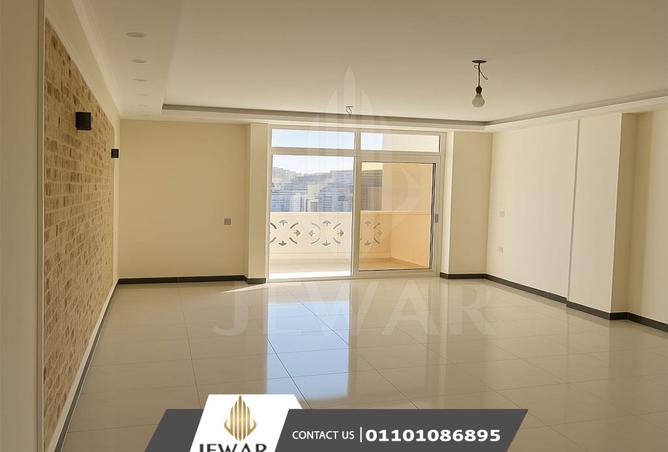 8123761 - Property Main Image
