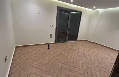 Apartment - 3 Bedrooms - 2 Bathrooms for rent in Sun Capital - Fayoum Desert road - 6 October City - Giza