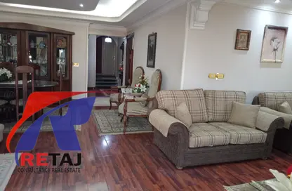 Apartment - 3 Bedrooms - 2 Bathrooms for sale in Al Lewaa Saleh Harb St. - 7th District - Nasr City - Cairo