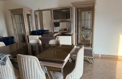 Apartment - 3 Bedrooms - 2 Bathrooms for rent in Doctor Yassin Abdel Ghaffar St. - Area C - Ganoob El Acadimia - New Cairo City - Cairo