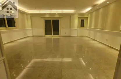 Apartment - 3 Bedrooms - 2 Bathrooms for sale in The 1st Settlement - New Cairo City - Cairo Apartment - 3 Bedrooms - 2 Bathrooms for sale in The 1st Settlement - New Cairo City - Cairo