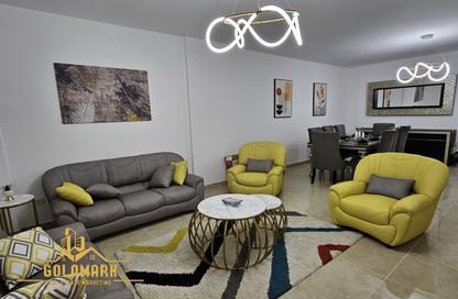 Apartment - 2 Bedrooms - 2 Bathrooms for rent in Fifth Square - The 5th Settlement - New Cairo City - Cairo