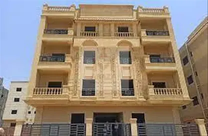 Apartment - 2 Bedrooms - 2 Bathrooms for sale in 2 and 2 - Al Andalus District - New Cairo City - Cairo