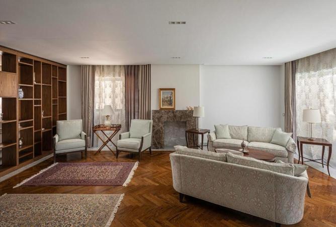8158117 - Property Image 3