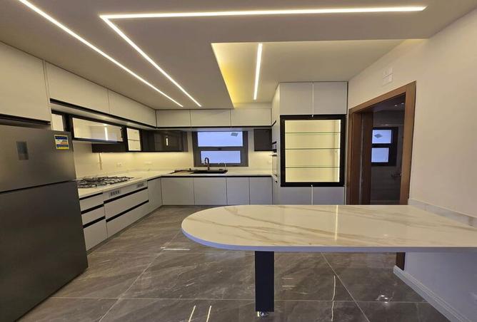 8103182 - Property Image 2