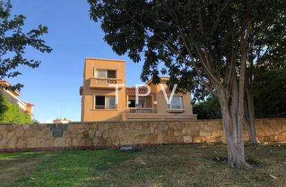 Villa - 6 Bedrooms - 6 Bathrooms for sale in Bellagio - Ext North Inves Area - New Cairo City - Cairo
