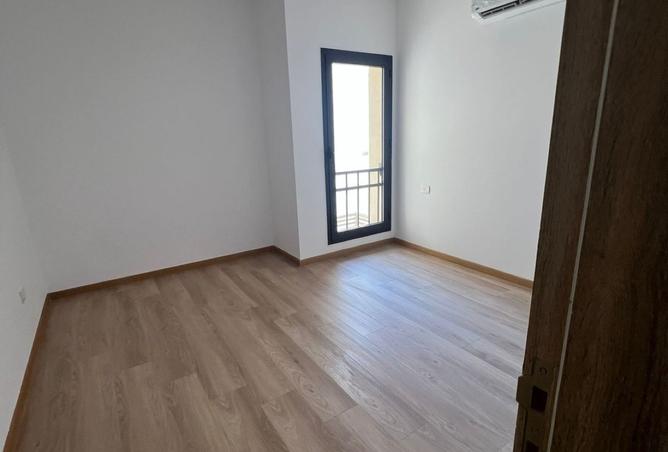 8259143 - Property Image 2