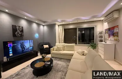 شقة - 2 غرف نوم - 2 حمامات للبيع في فيلدج جيت - المستثمرين الجنوبية - مدينة القاهرة الجديدة - القاهرة