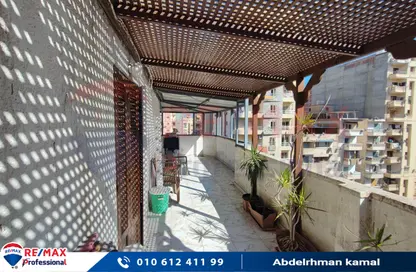 Apartment - 3 Bedrooms - 2 Bathrooms for sale in Gamal Abdel Nasser Road - Sidi Beshr - Hay Awal El Montazah - Alexandria