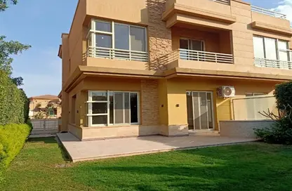 Villa - 4 Bedrooms - 4 Bathrooms for rent in Jeera - 13th District - Sheikh Zayed City - Giza