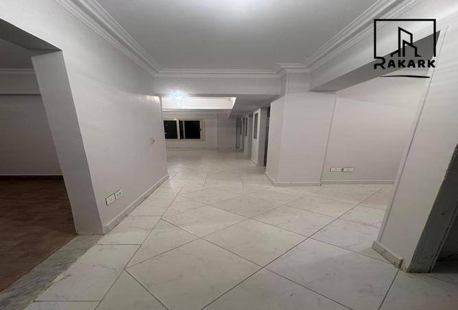 8489070 - Property Image 3