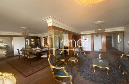 Apartment - 4 Bedrooms - 4 Bathrooms for sale in Nehro St. - Roxy - Heliopolis - Masr El Gedida - Cairo