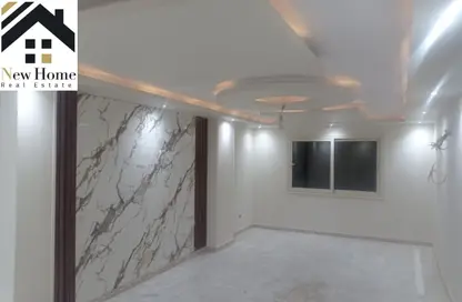 Apartment - 3 Bedrooms - 1 Bathroom for sale in Gate 4 - Mena - Hadayek El Ahram - Giza