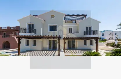 Chalet - 2 Bedrooms - 2 Bathrooms for sale in Mountain View - Ras Al Hekma - North Coast