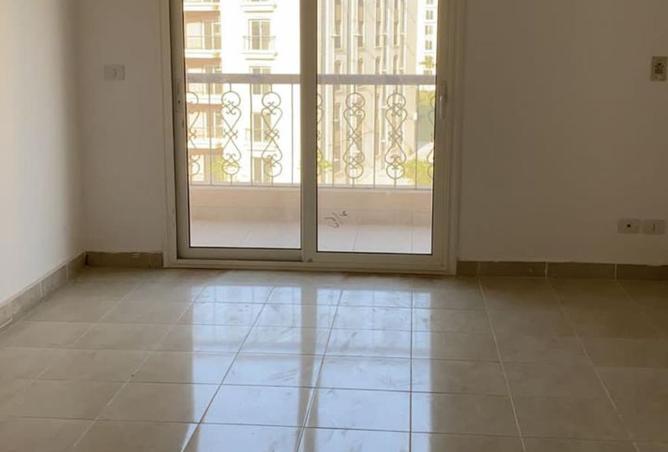 8268010 - Property Image 2