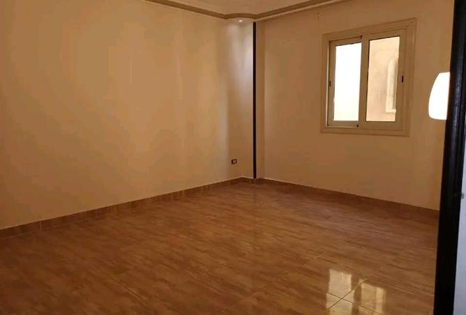 8060951 - Property Image 3
