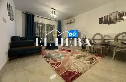 شقة - 3 غرف نوم - 2 حمامات للايجار في مدينتي - القاهرة