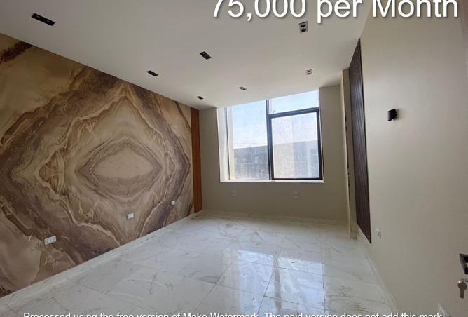 8402552 - Property Main Image