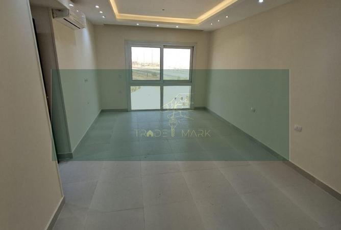 8557968 - Property Image 2