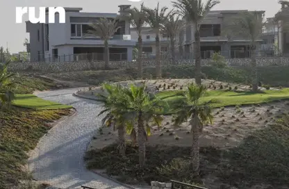 Villa - 4 Bedrooms - 5 Bathrooms for sale in New Giza - Cairo Alexandria Desert Road - 6 October City - Giza