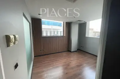 Office Space - Studio - 2 Bathrooms for rent in One Ninety Mall - South Teseen St. - The 5th Settlement - New Cairo City - Cairo