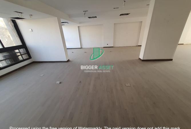 8373674 - Property Image 2