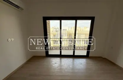 Apartment - 2 Bedrooms - 3 Bathrooms for sale in Fifth Square - The 5th Settlement - New Cairo City - Cairo