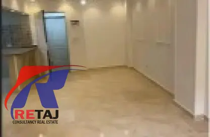 شقة - 3 غرف نوم - 2 حمامات للايجار في شارع مكرم عبيد - المنطقة السادسة - مدينة نصر - القاهرة