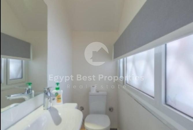 8470309 - Property Image 3