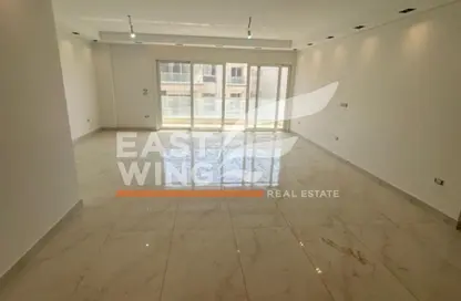 Apartment - 3 Bedrooms - 2 Bathrooms for sale in Mountain View iCity - 5th Settlement Compounds - The 5th Settlement - New Cairo City - Cairo