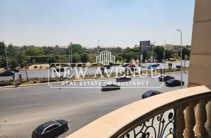 Apartment - 4 Bedrooms - 3 Bathrooms for sale in Gamal Abdel Nasser Axis - The 3rd Settlement - New Cairo City - Cairo