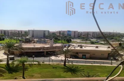 شقة - 3 غرف نوم - 3 حمامات للايجار في شارع ابو بكر الصديق - الرحاب المرحلة الثانية - الرحاب - مدينة القاهرة الجديدة - القاهرة