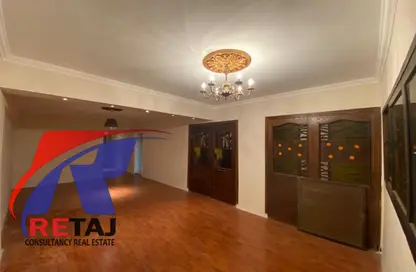 Apartment - 3 Bedrooms - 2 Bathrooms for sale in El Shaheed Mostafa Riad St. - 1st Zone - Nasr City - Cairo