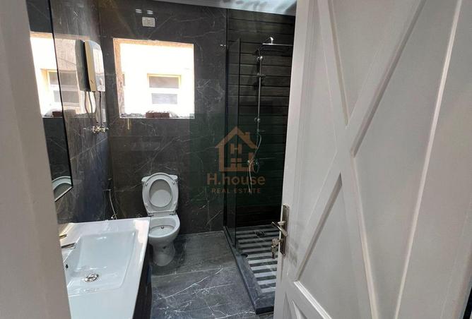 8333642 - Property Image 2