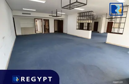 Office Space - Studio - 7 Bathrooms for rent in Degla Square - Degla - Hay El Maadi - Cairo
