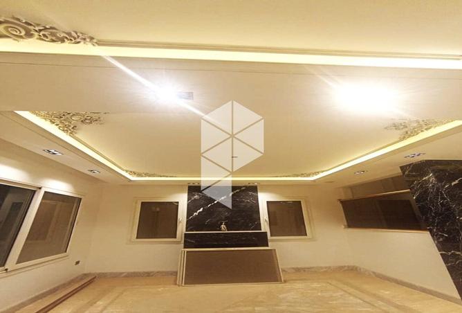 8294037 - Property Main Image