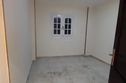 Apartment - 3 Bedrooms - 1 Bathroom for sale in 11th District - Sheikh Zayed City - Giza