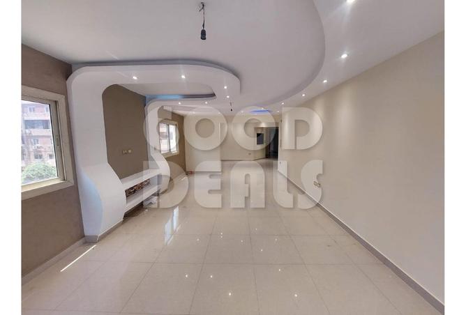 8261313 - Property Image 2