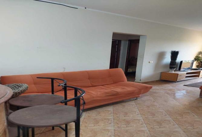 8204987 - Property Image 2