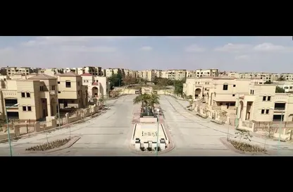 شقة - 3 غرف نوم - 2 حمامات للبيع في حي الاشجار - طريق الواحات - مدينة 6 أكتوبر - الجيزة