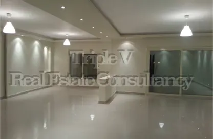 شقة - 4 غرف نوم - 3 حمامات للايجار في بيفرلي هيلز - كمبوندات الشيخ زايد - الشيخ زايد - الجيزة