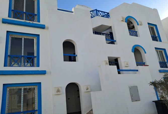 8069789 - Property Image 3