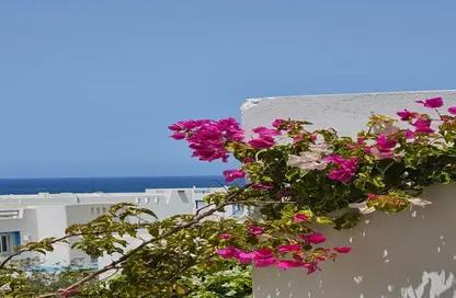 Chalet - 3 Bedrooms - 3 Bathrooms for sale in Mountain View - Ras Al Hekma - North Coast