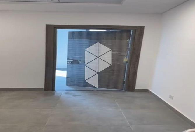 8192302 - Property Image 3