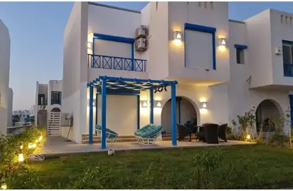 Chalet - 2 Bedrooms - 2 Bathrooms for sale in Mountain View - Ras Al Hekma - North Coast