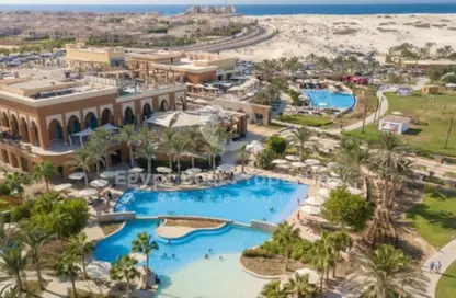 Chalet - 3 Bedrooms - 4 Bathrooms for sale in Marassi - Sidi Abdel Rahman - North Coast